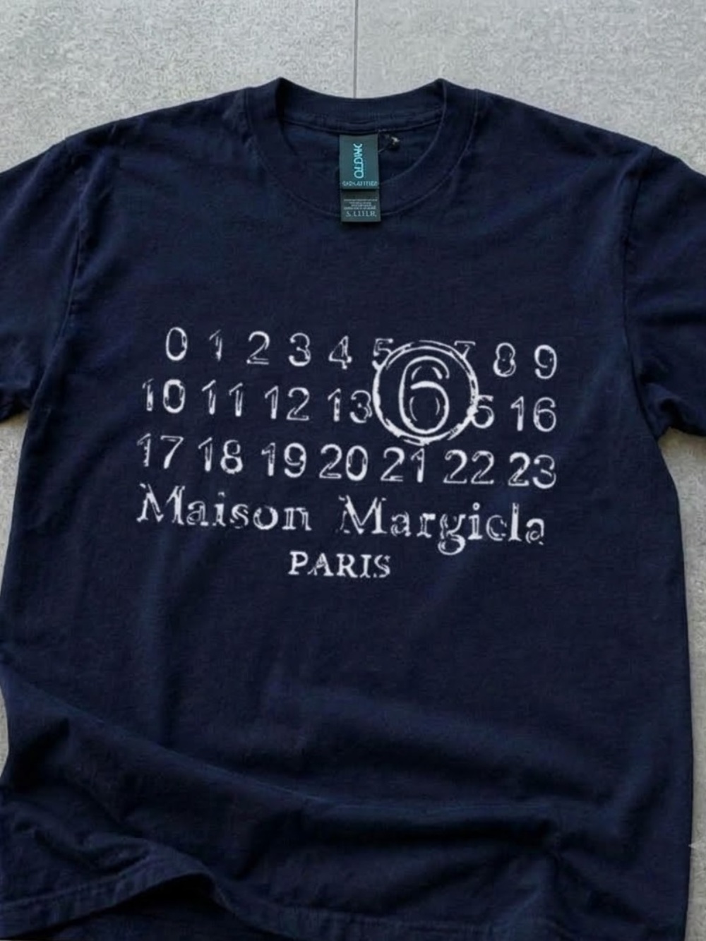 Gildan Navy Short-Sleeve Crewneck T-Shirt